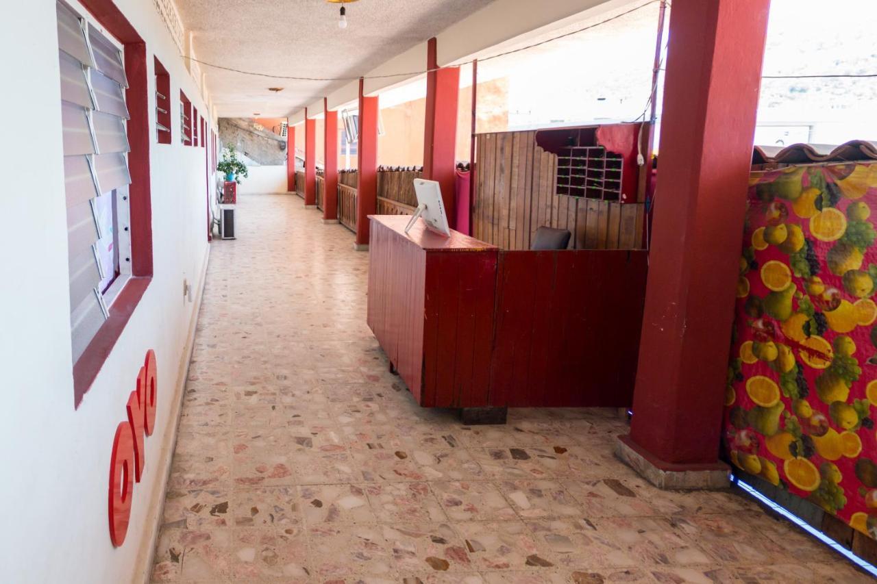 Oyo Hotel Rubi Zihuatanejo Dış mekan fotoğraf